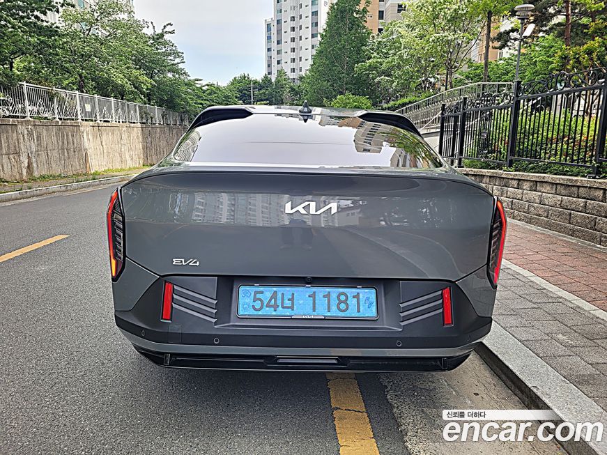 Kia EV4 2026