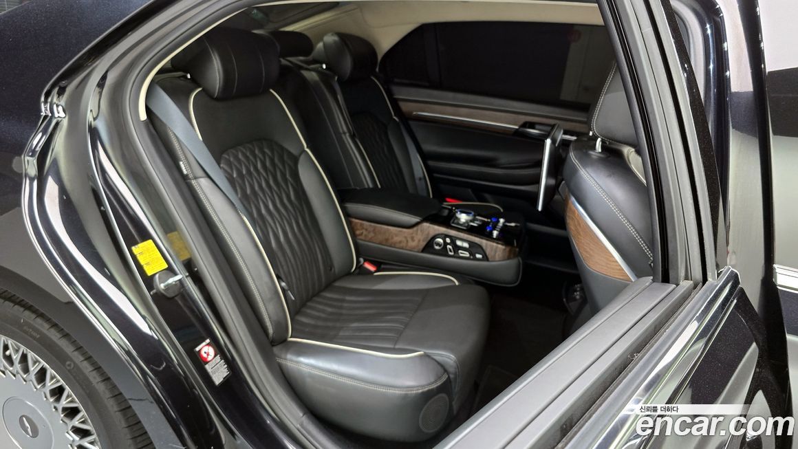 Genesis G90 2019