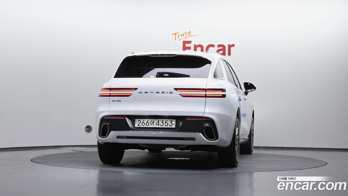 Genesis GV70 2021