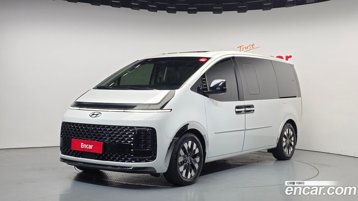 Hyundai Staria 2022