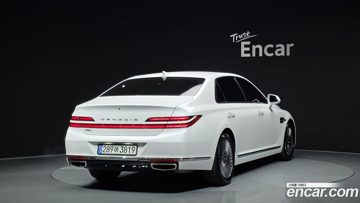 Genesis G90 2021