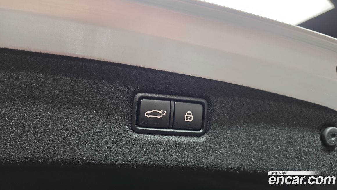 Genesis G90 2021