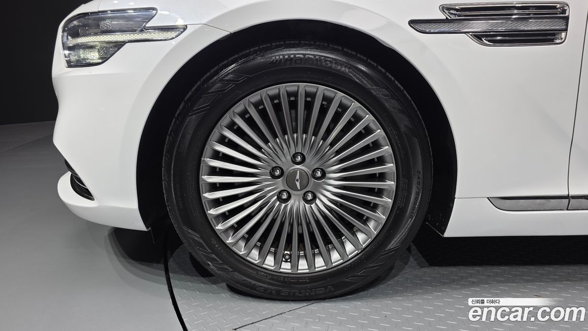 Genesis G90 2021