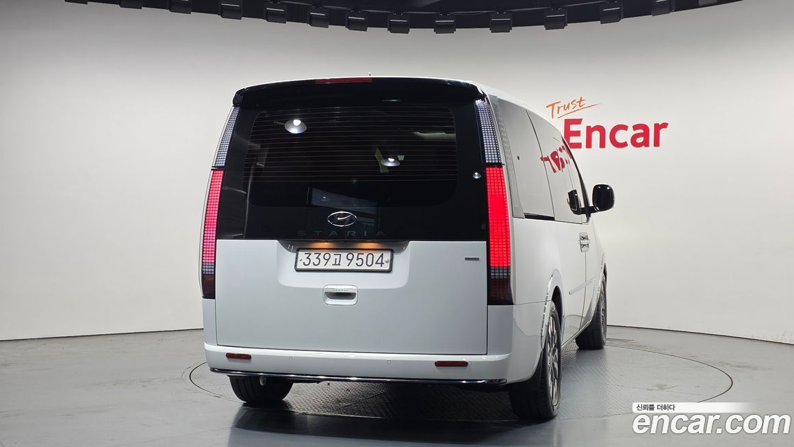 Hyundai Staria 2022