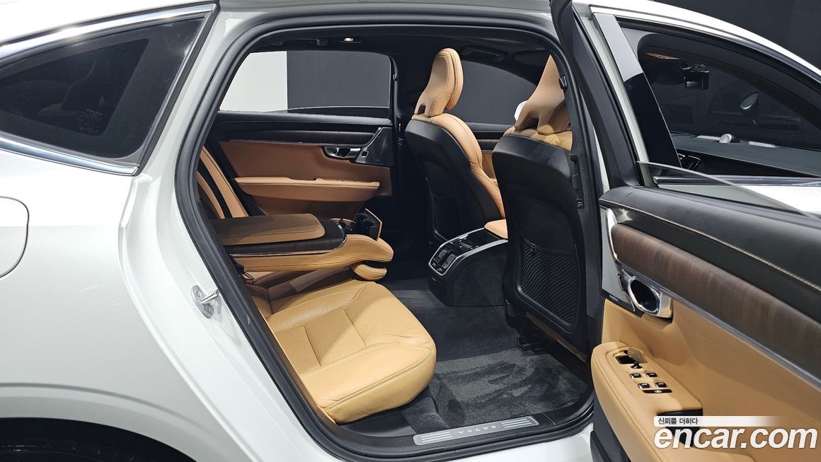 Volvo S90 2022