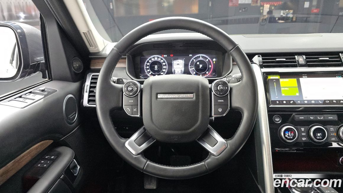 Land Rover Discovery 2018