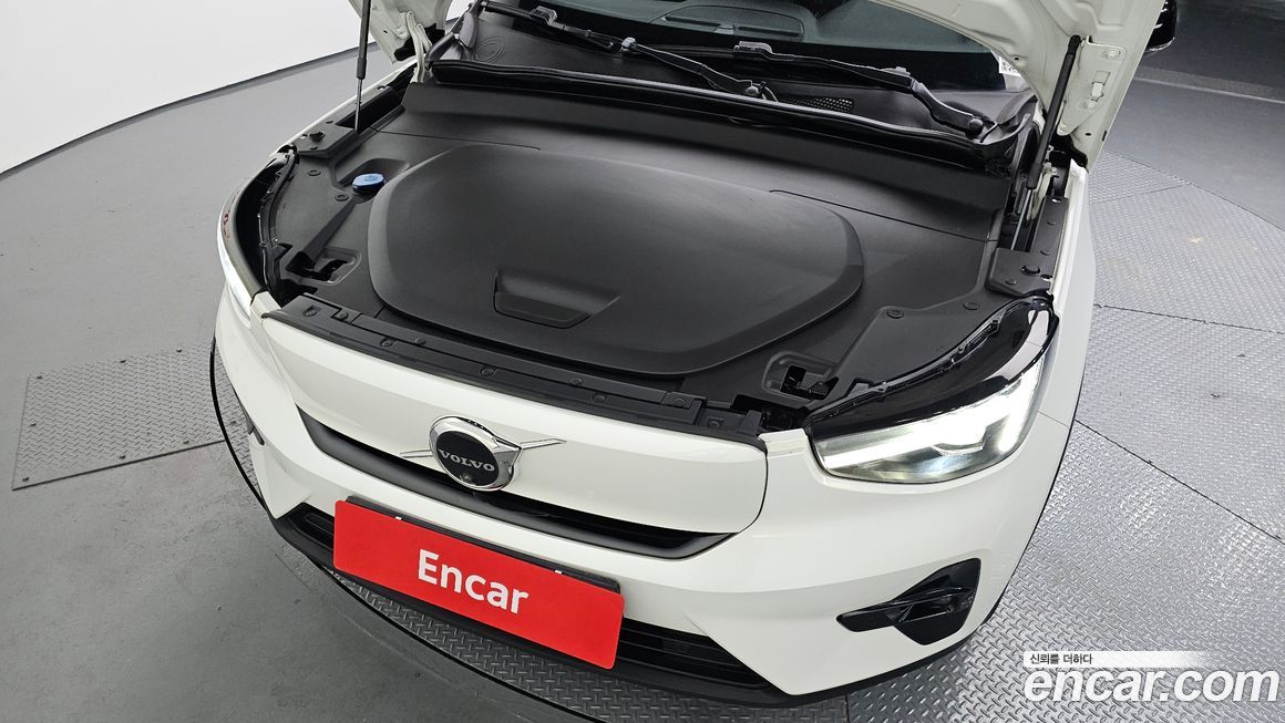 Volvo C40 2022