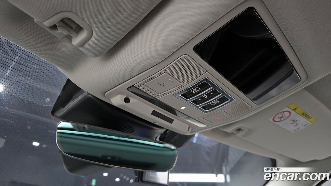Land Rover Discovery 2018