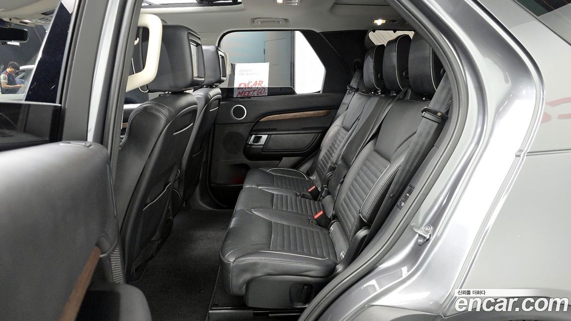 Land Rover Discovery 2018