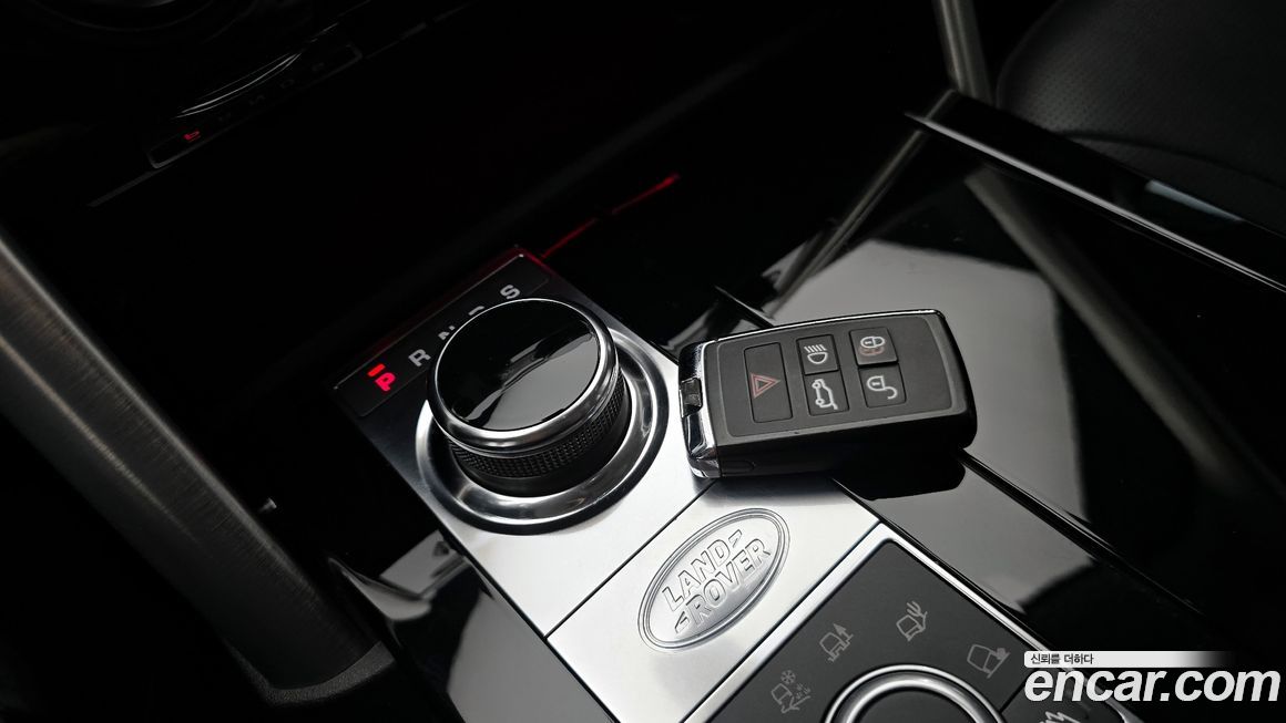 Land Rover Discovery 2018