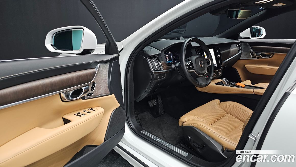 Volvo S90 2022