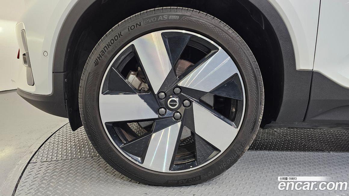 Volvo C40 2022