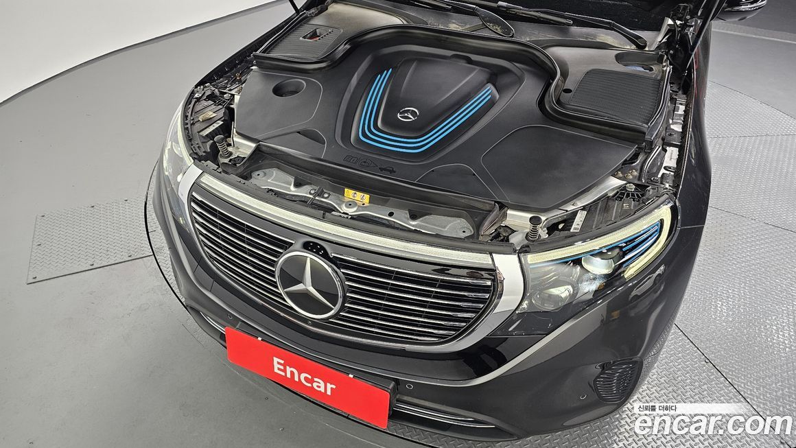 Mercedes-Benz EQC 2020