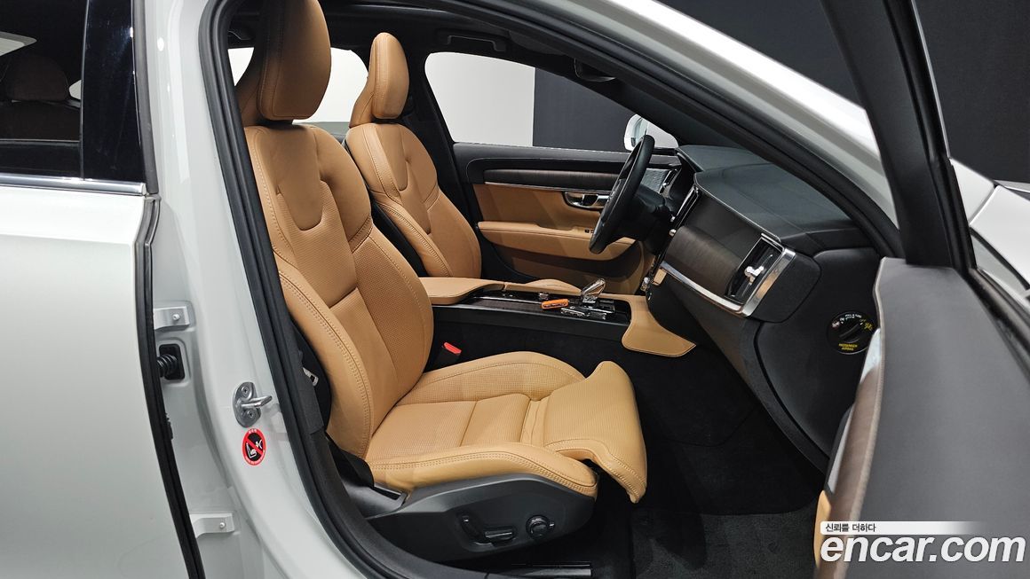 Volvo S90 2022