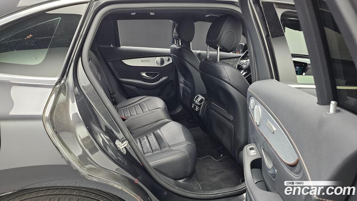 Mercedes-Benz EQC 2020