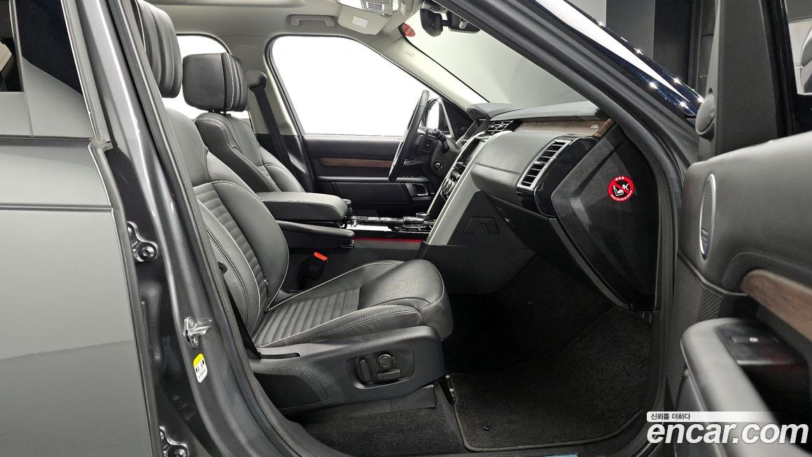 Land Rover Discovery 2018