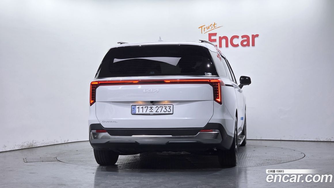 Kia Canival 2025