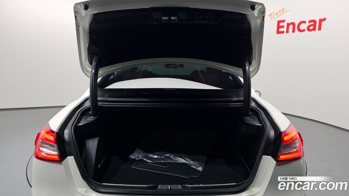 Maserati Quattroporte 2020