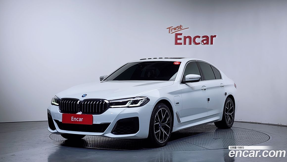 BMW 5-Series 2022
