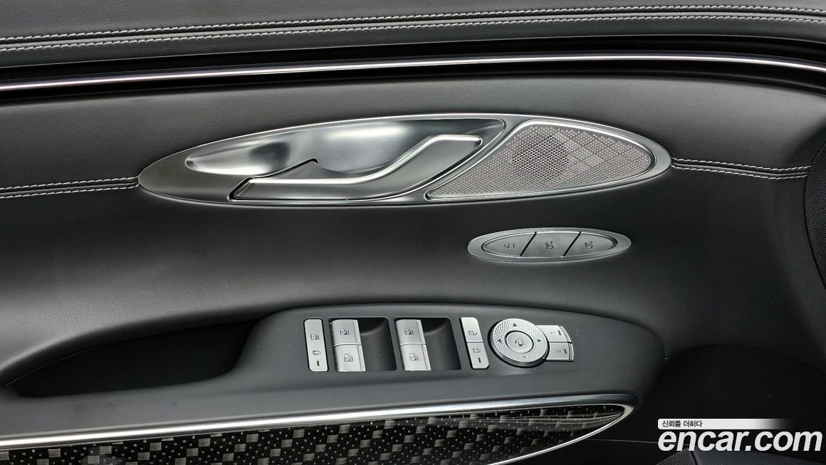Genesis GV70 2021