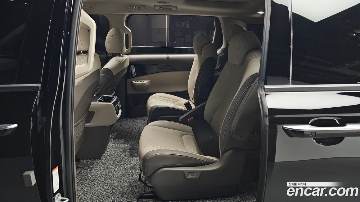 Kia Canival 2024