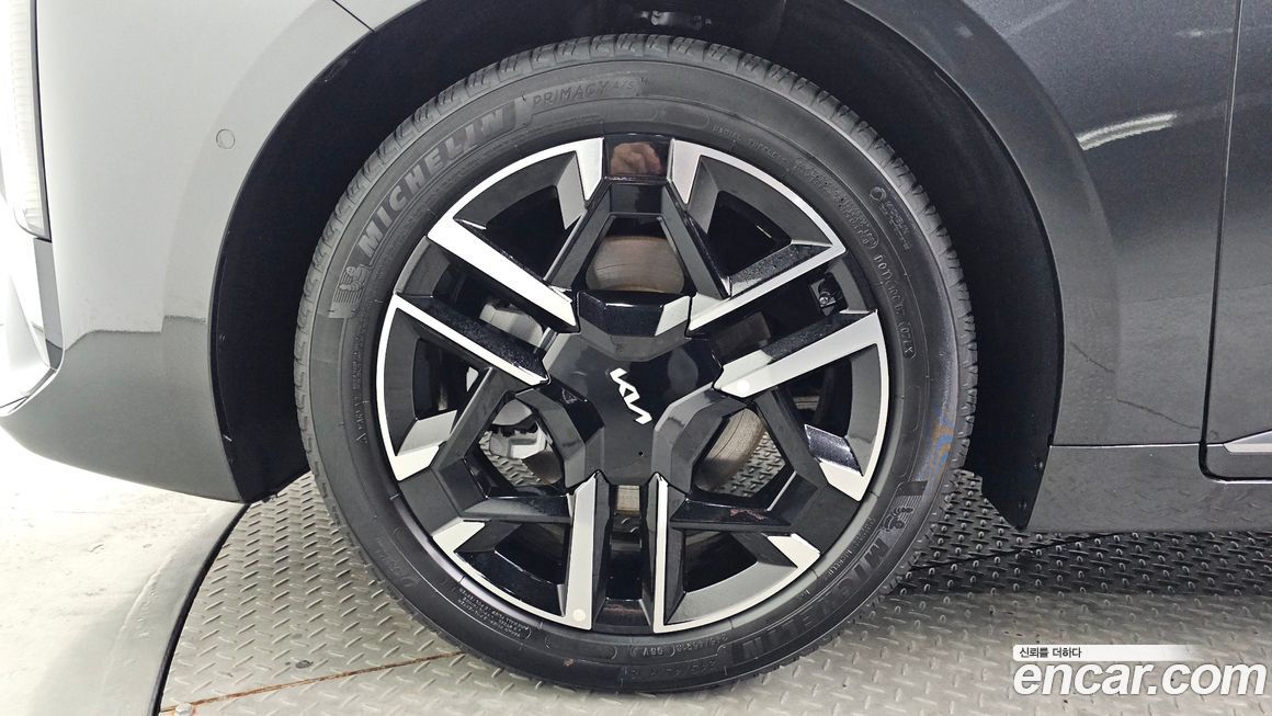 Kia K8 2025