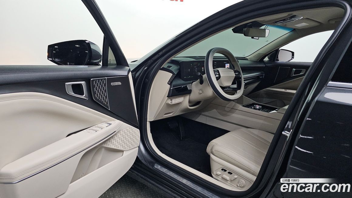 Kia K8 2025