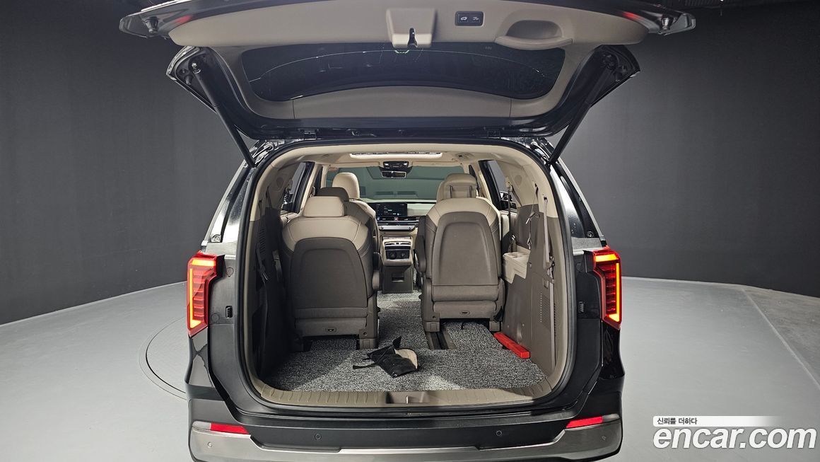 Kia Canival 2024