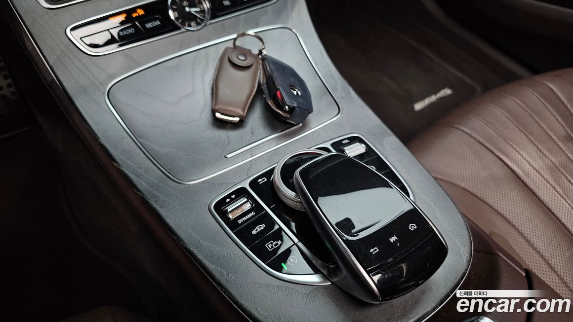 Mercedes-Benz CLS-Class 2020