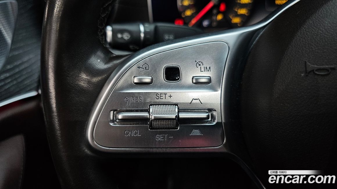 Mercedes-Benz CLS-Class 2020