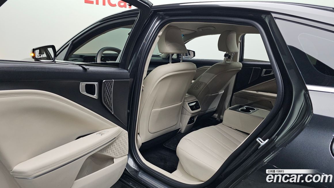 Kia K8 2025