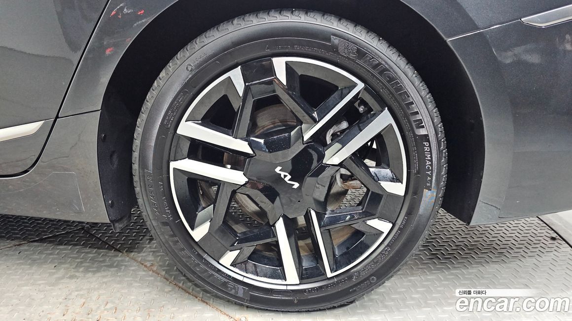 Kia K8 2025