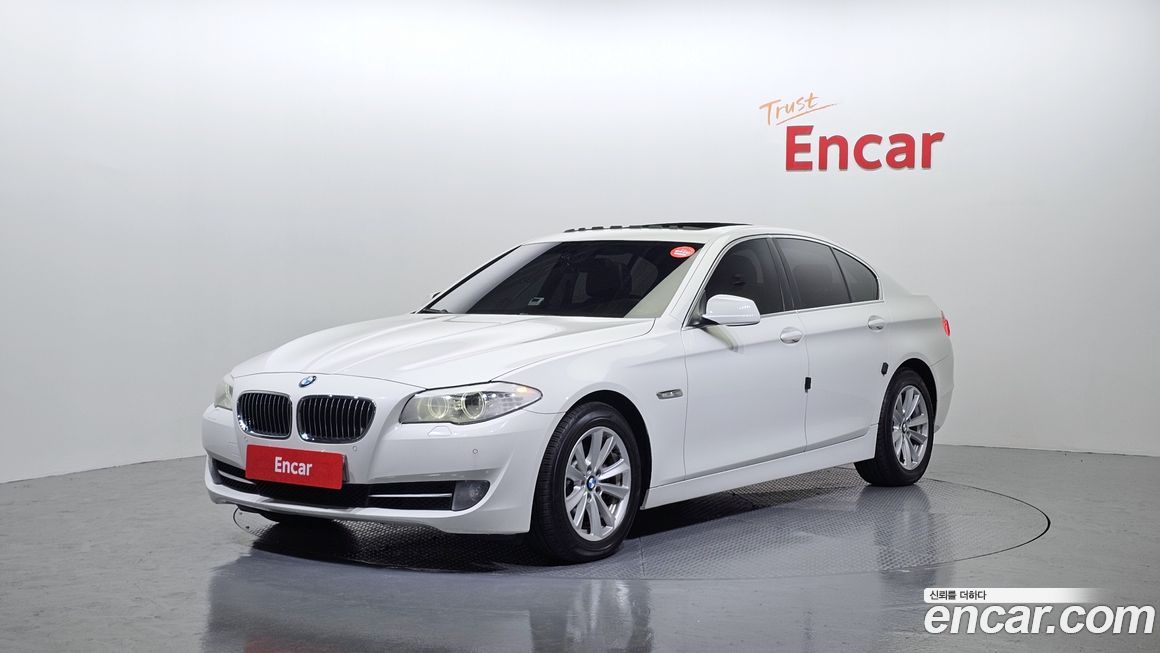 BMW 5-Series 2012