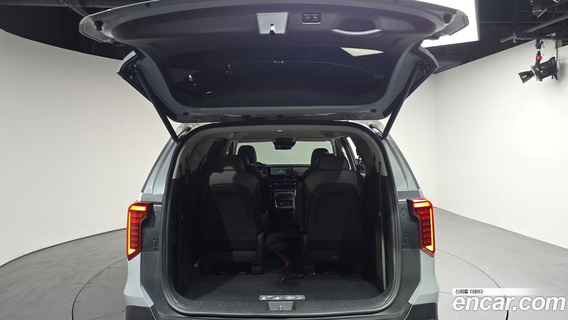 Kia Canival 2025