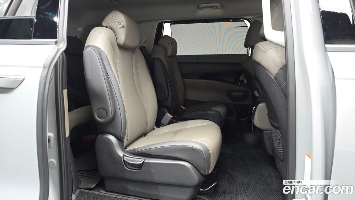 Kia Canival 2025