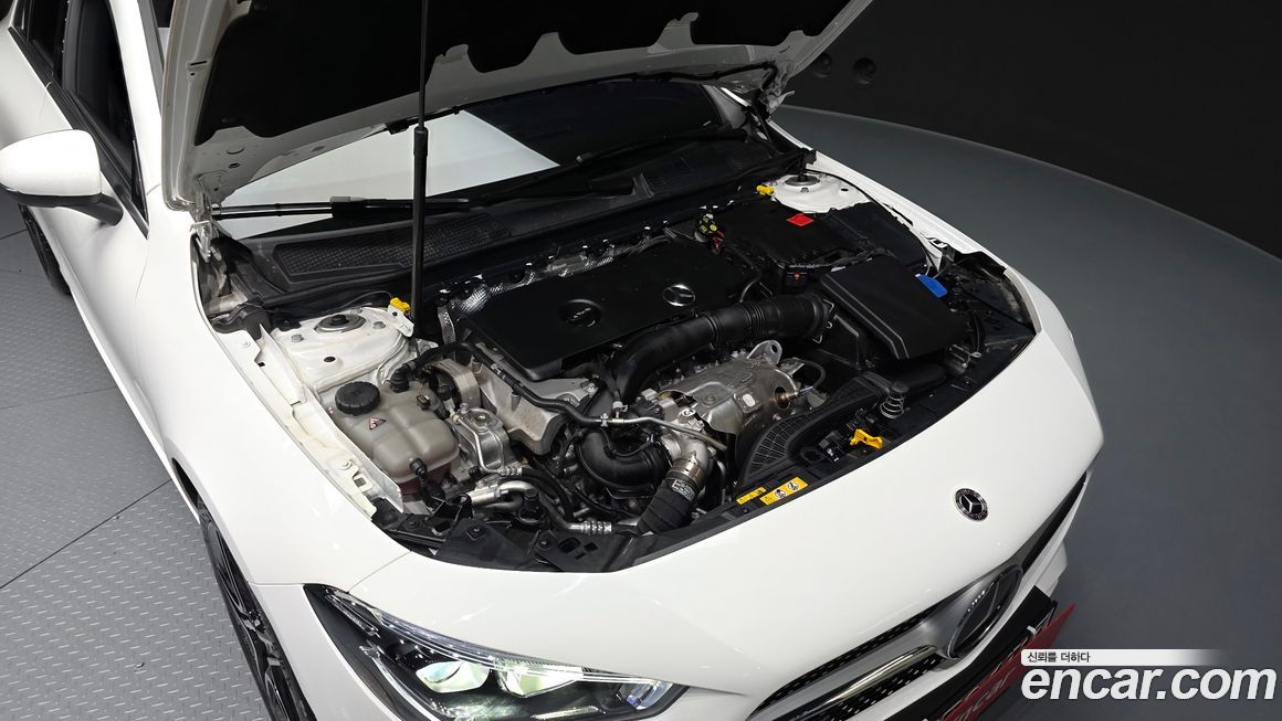 Mercedes-Benz CLA-Class 2023