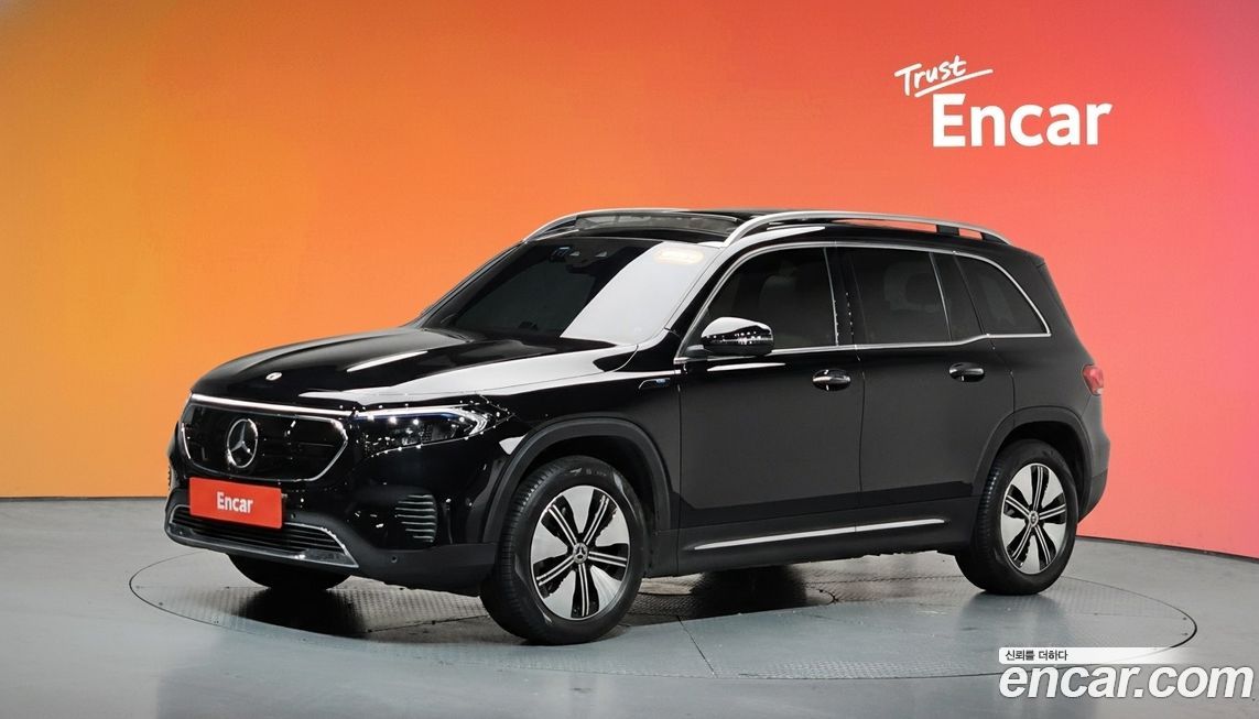 Mercedes-Benz EQB 2023