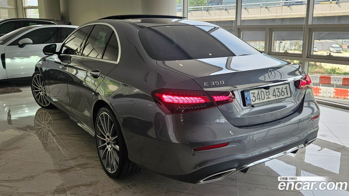 Mercedes-Benz E-Class 2021