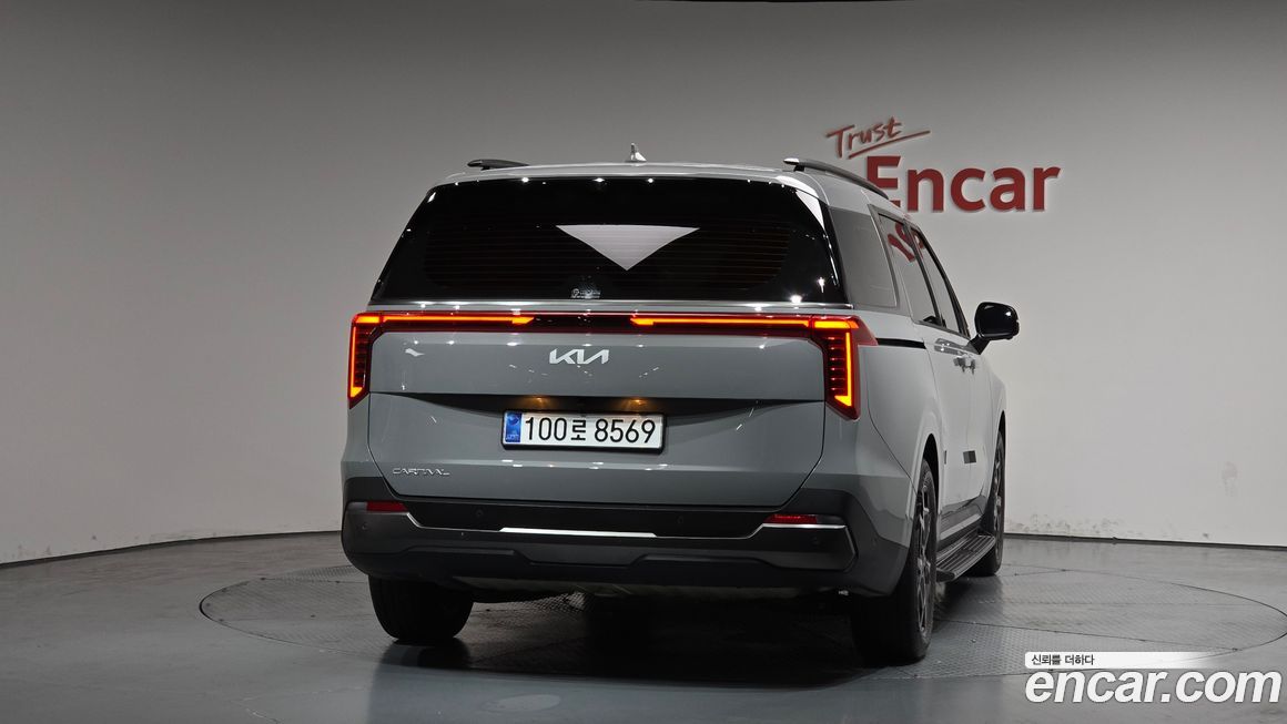 Kia Canival 2025