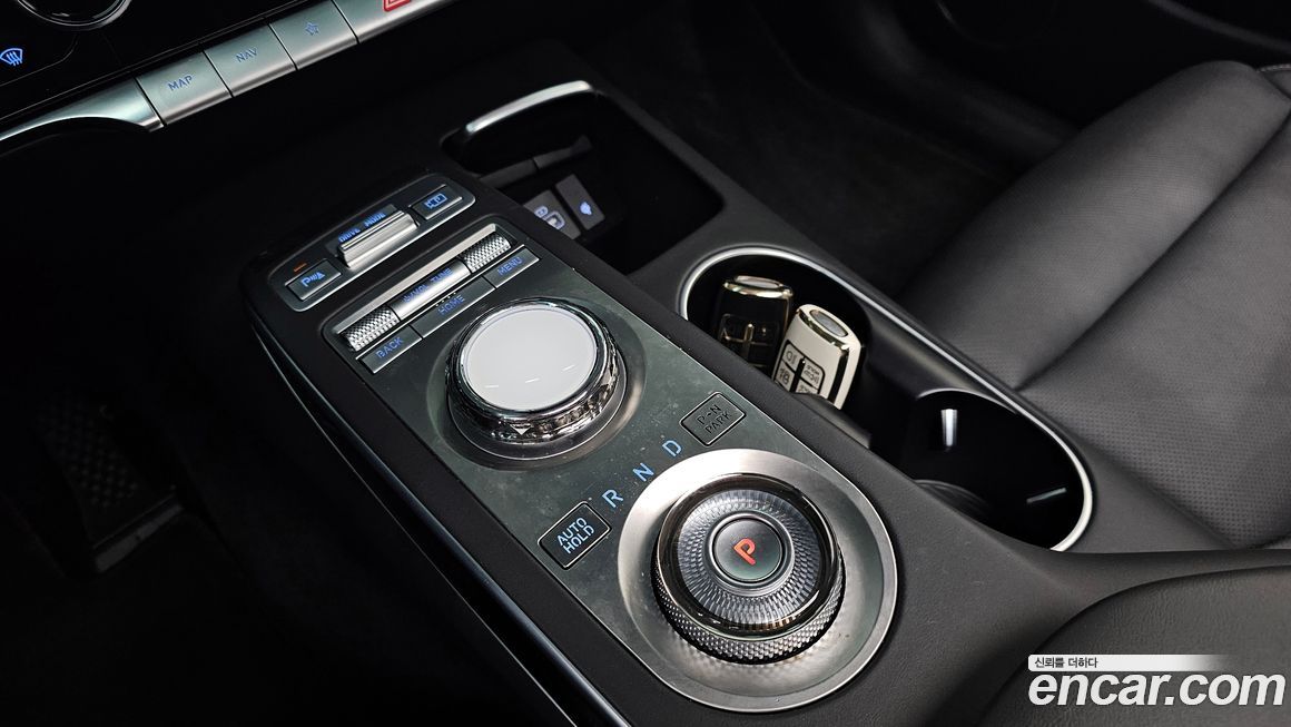Genesis GV70 2021