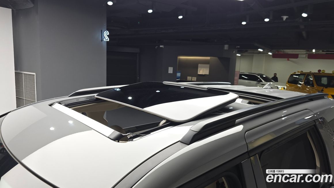 Kia Canival 2024