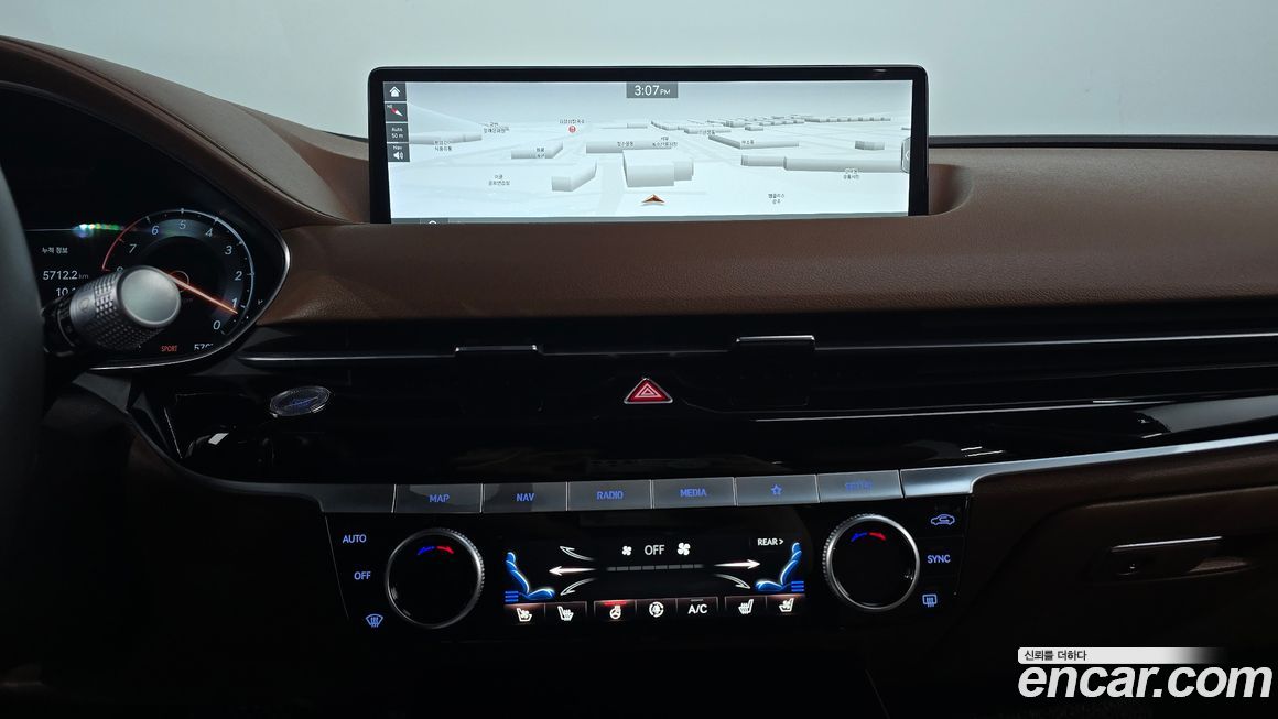 Genesis G80 2023