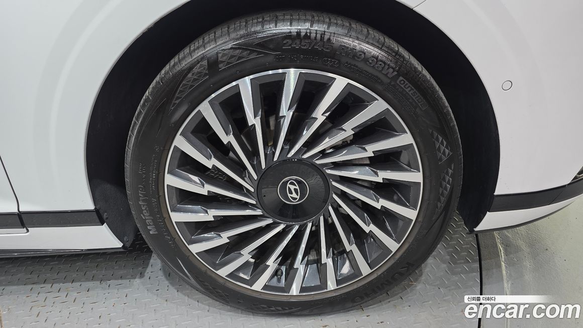 Hyundai Grandeur 2024