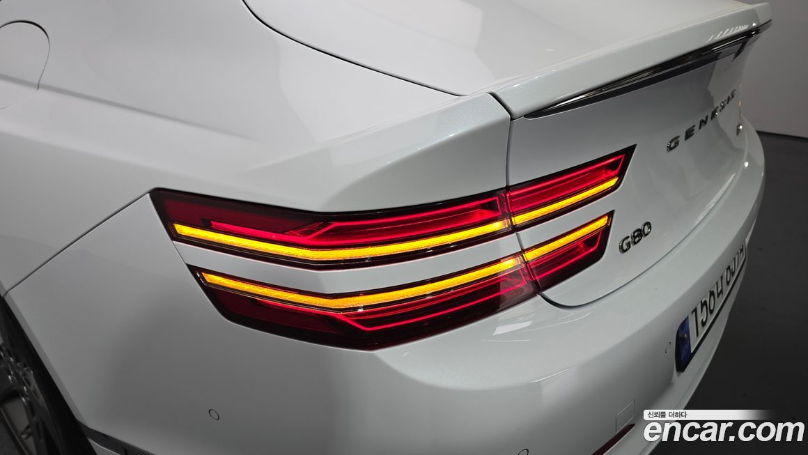 Genesis G80 2023
