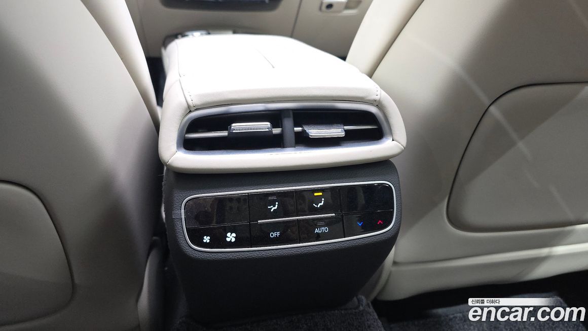 Genesis G80 2023