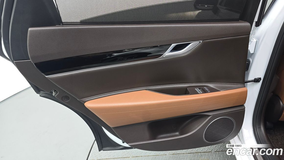 Genesis G80 2023