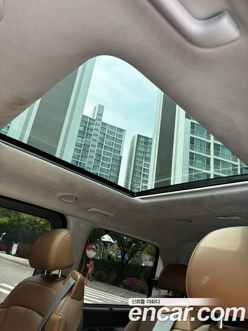 Hyundai Staria 2025