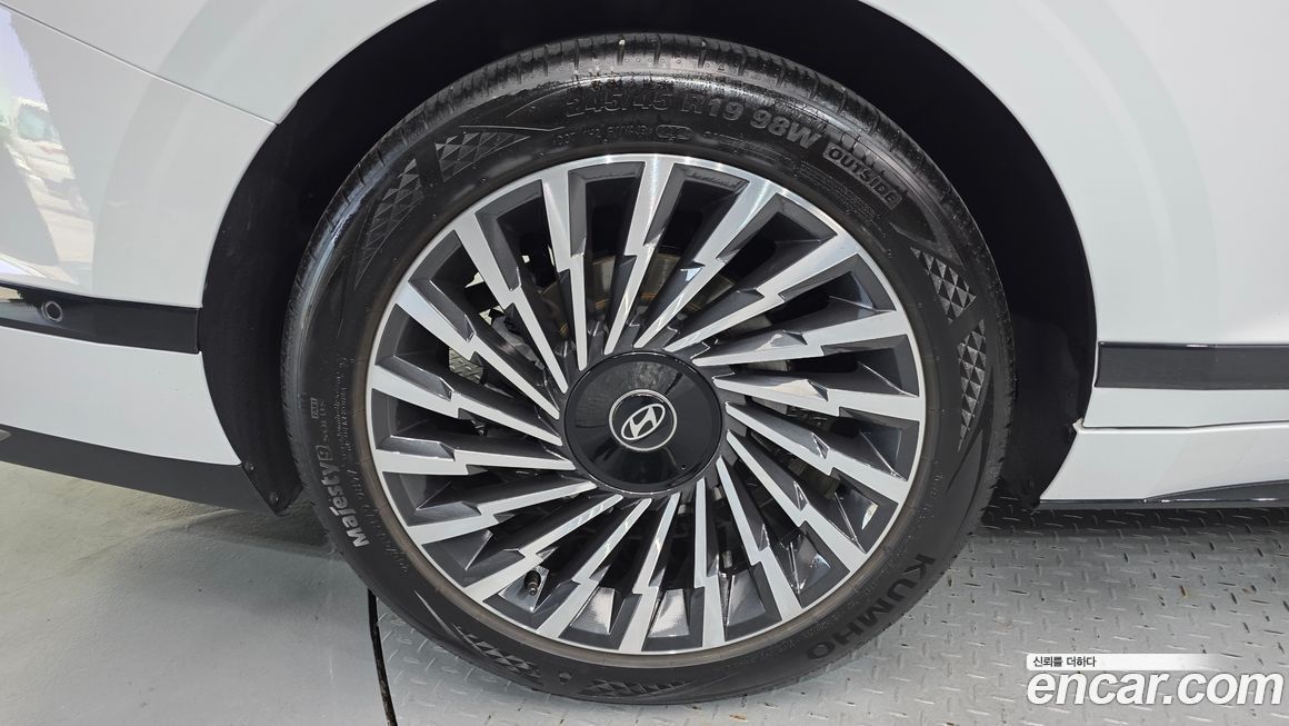 Hyundai Grandeur 2024