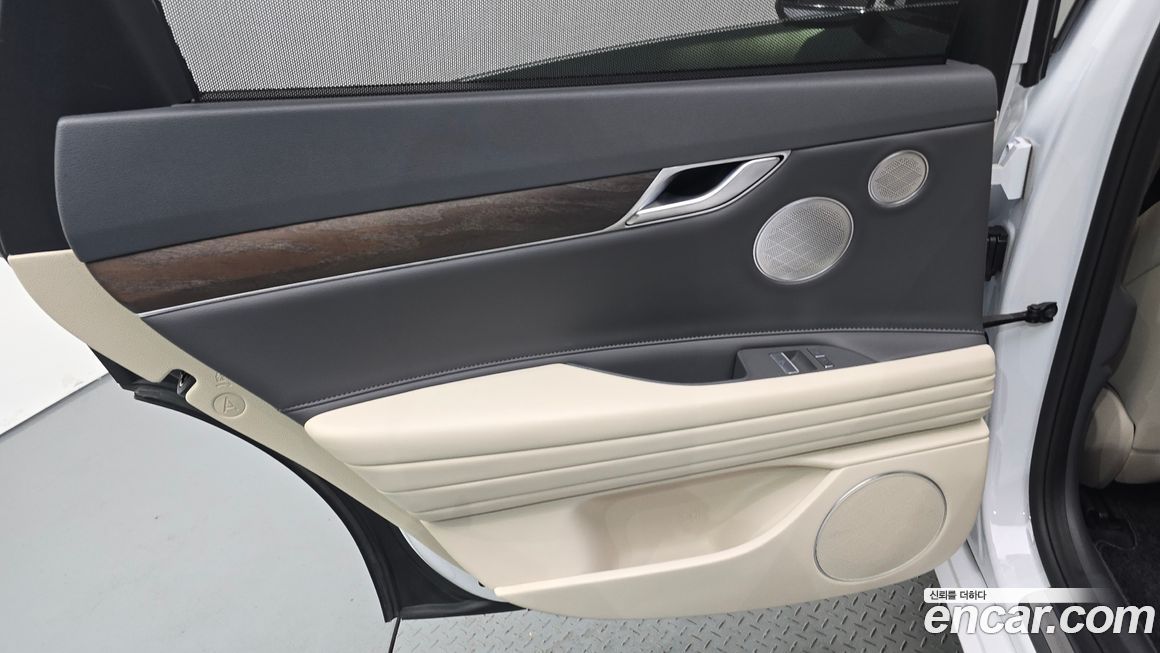 Genesis G80 2023