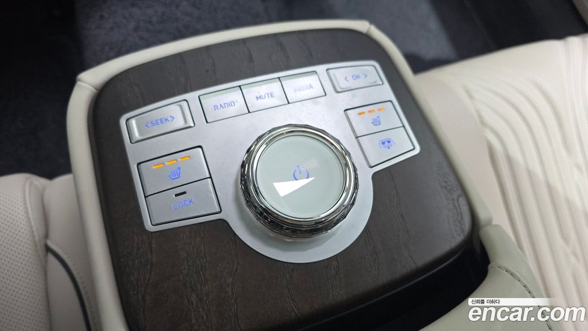 Genesis G80 2023